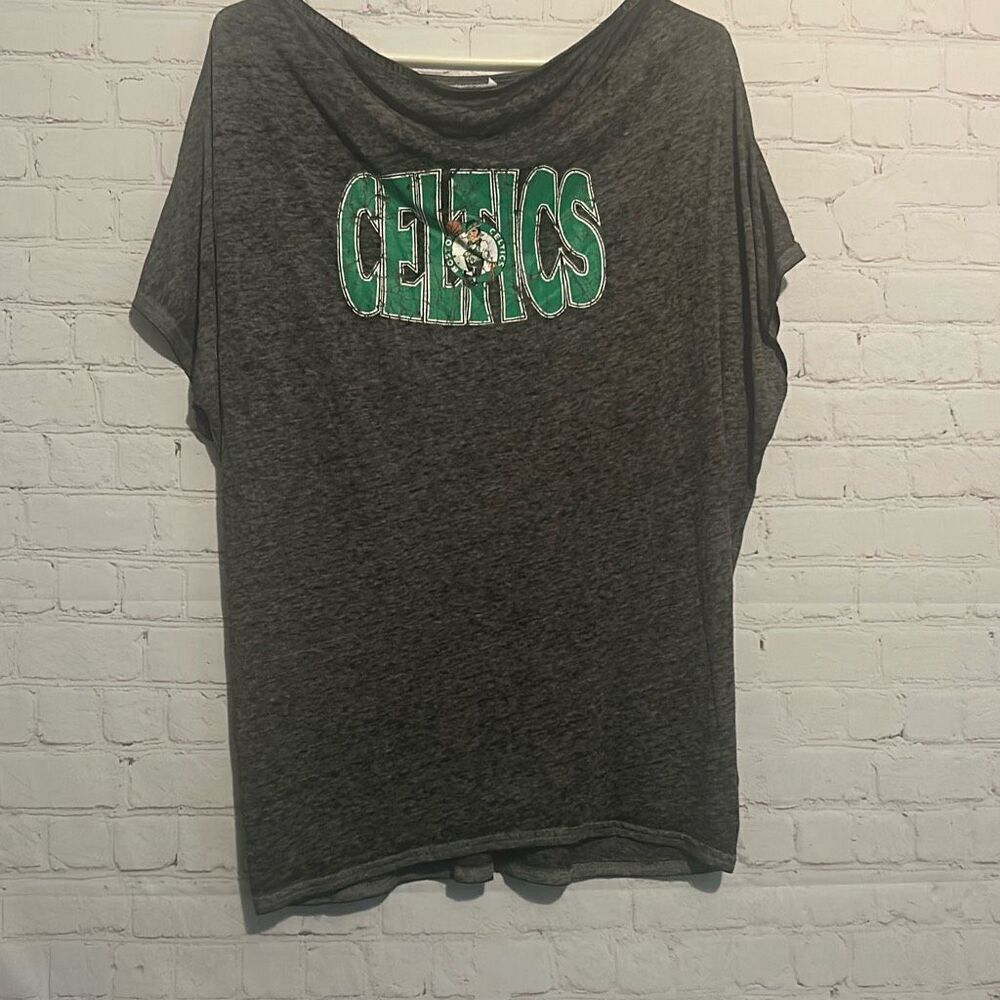 NBA Boston Celtics Women's Off-Shoulder Tee - Size Medium - NWT